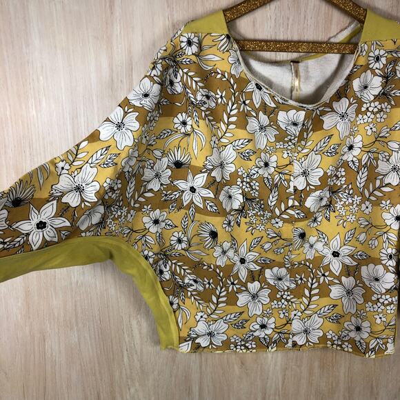Free People Goldendust Floral Martin Slouchy Cropped Dolman Pullover Size Large - Picture 5 of 10